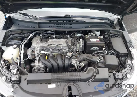 2021 Toyota Corolla Le z USA, uszkodzony, nr VIN 5YFEPMAE4MP232003